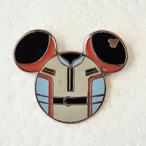 Disney Collectible Pin Epcot Mission Space Pin 2013 #Disney #Christmas
